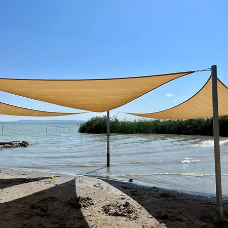 Wildrose Vakantiehuis Badacsonytomaj
